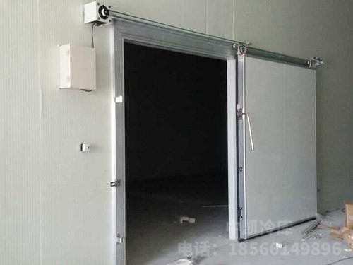 冷库电动门安装